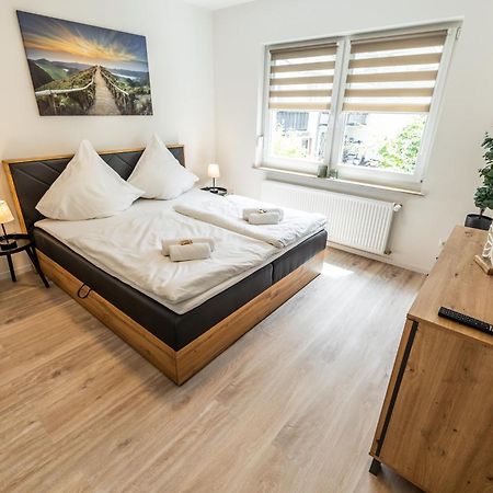 Eifelcomfort Modernes Apartment In Zentraler Lage 普鲁姆 外观 照片