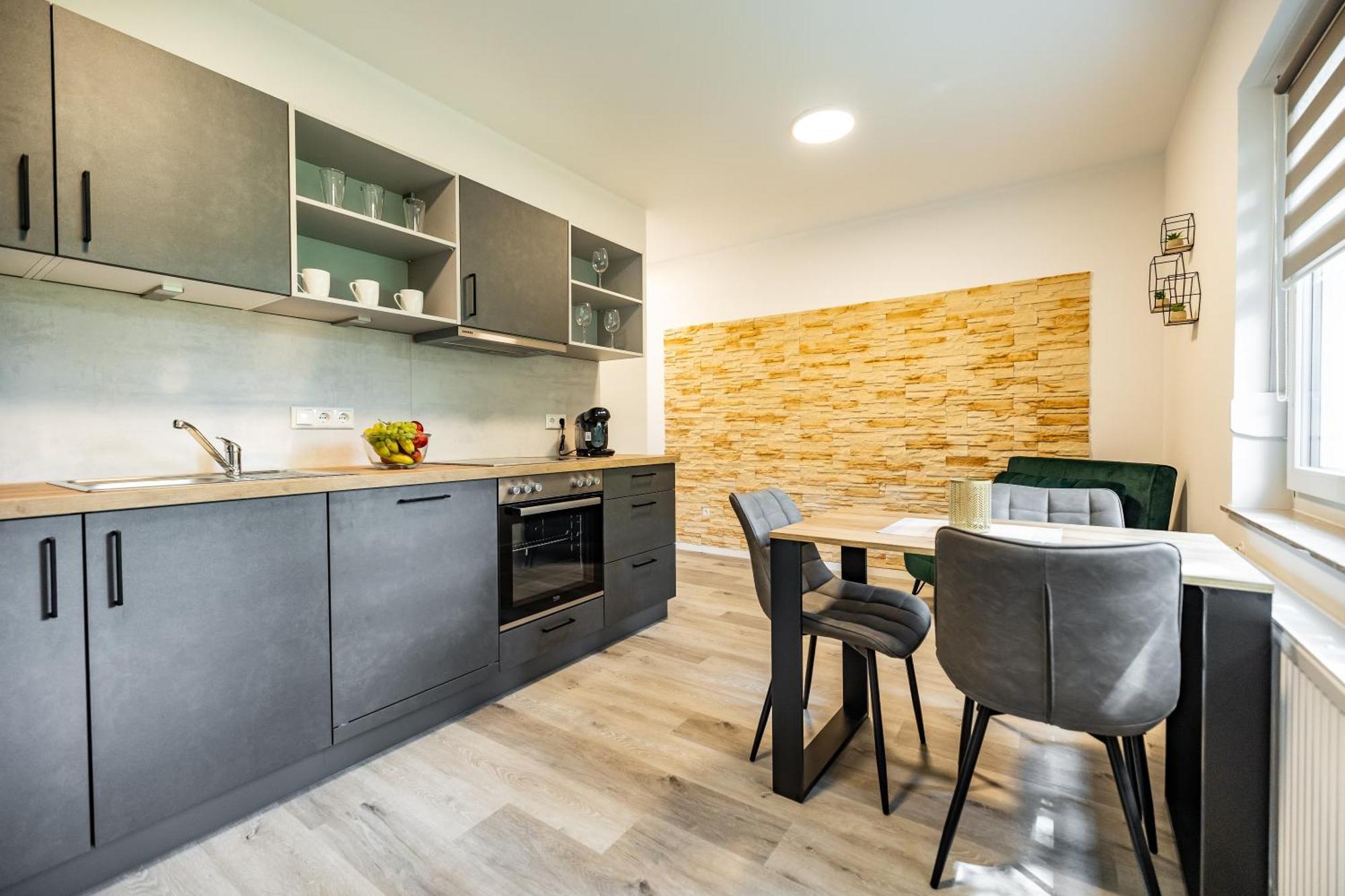 Eifelcomfort Modernes Apartment In Zentraler Lage 普鲁姆 外观 照片