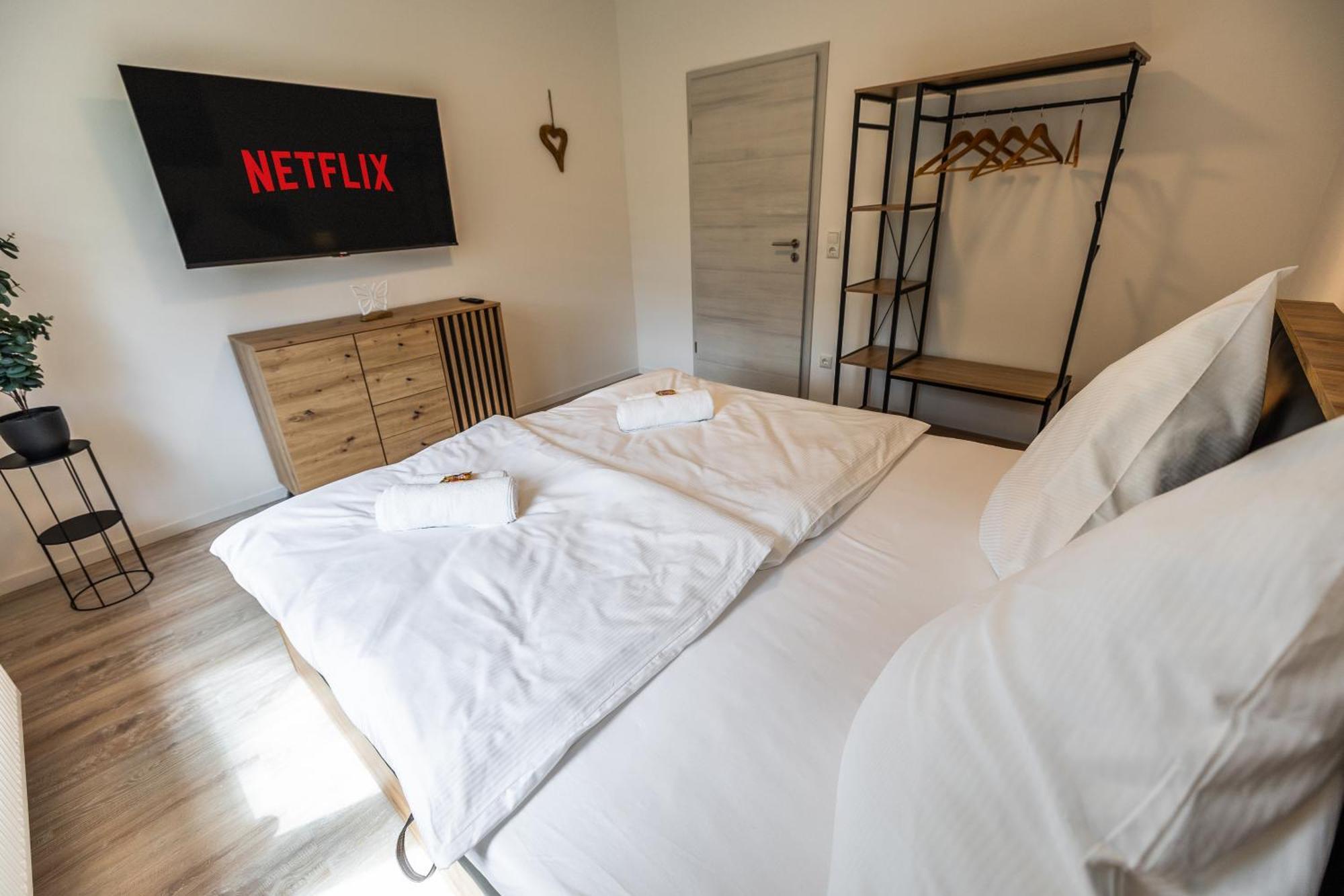 Eifelcomfort Modernes Apartment In Zentraler Lage 普鲁姆 外观 照片